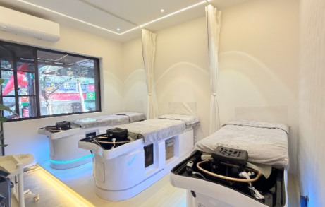 养发馆的“消失”与“重生”:唯秦秘的门店,未来会变成什么样?