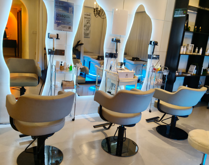 唯秦秘养发的“械字号”不只是产品标准,更是加盟商的什么保障?